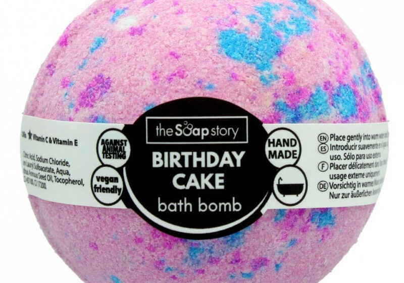 Birthday Cake Bath Bomb - Boujeebox